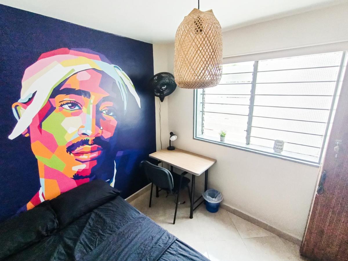 Casa Clandestina Guest House Medellin Luaran gambar