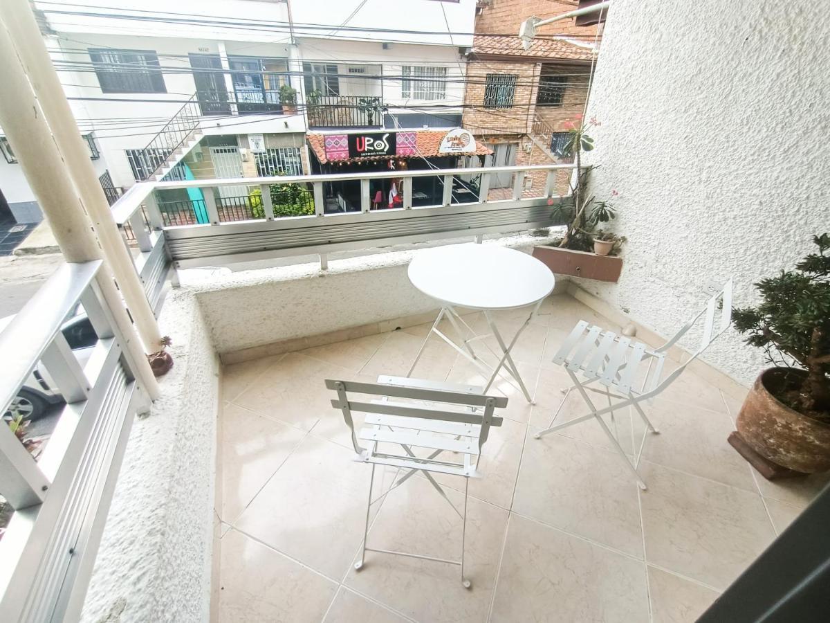 Casa Clandestina Guest House Medellin Luaran gambar