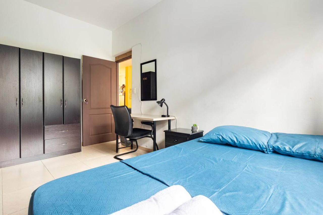 Casa Clandestina Guest House Medellin Luaran gambar